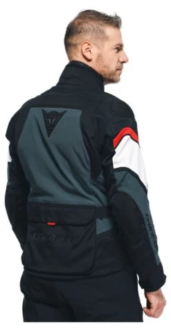 Dainese Carve Master 3 Gore-Tex Motorjas 13 Dainese Carve Master 3 Gore-Tex Motorjas -Moto Verkoop 024242 130 4 Dainese Carve Master 3 GTX Jacket